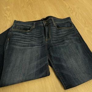 Joe’s jeans size W33 L30 Classic fit